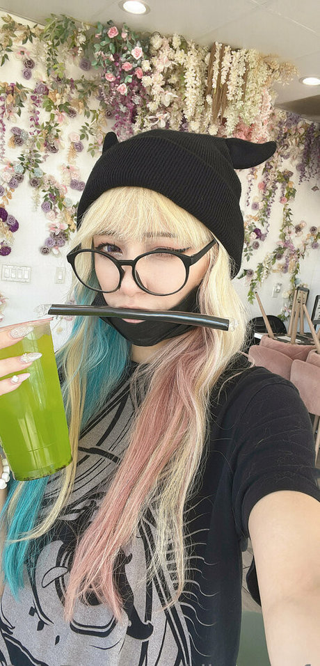 idlesann free onlyfans desnuda