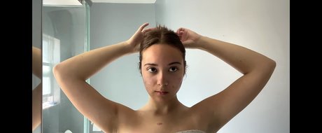 Laufey Lin onlyfans nude porn