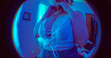 vibrosphere only fans nude