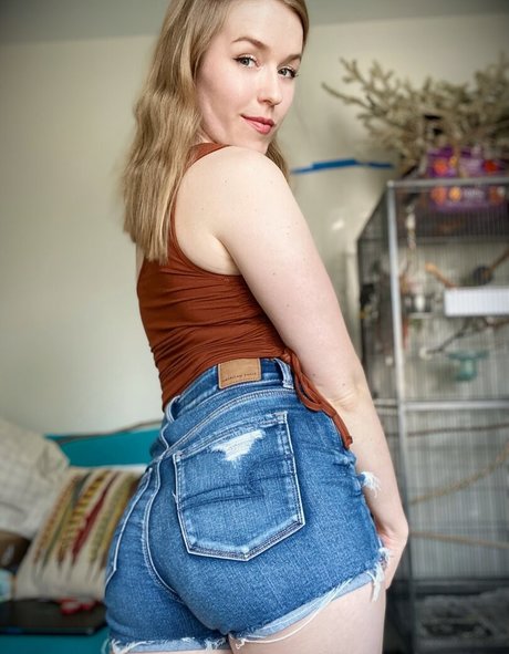 DatOtterGirl onlyfans nudes