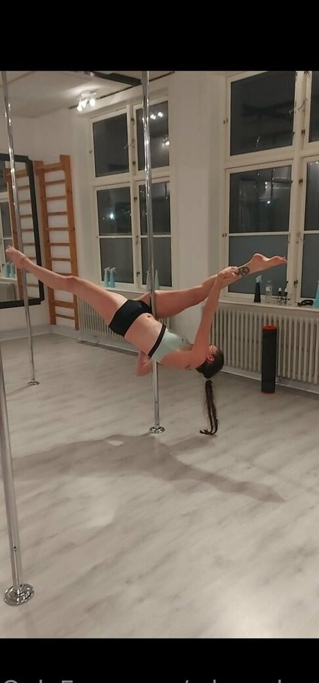 zdgx chessman boobs onlyfans