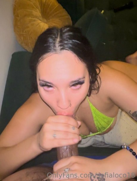 sofialoco18 onlyfans sex tape