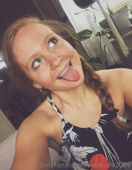 ivypearl42069 naked onlyfans leak