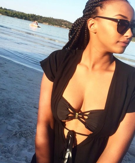 Naomi Schiff onlyfans leaks nudes