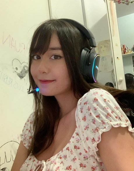 Kikira02 onlyfans boobs