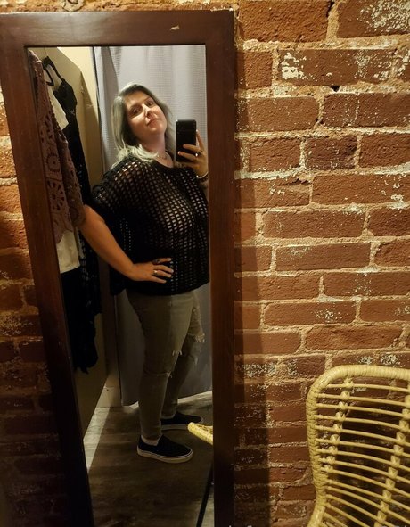 bee88i naked onlyfans leak