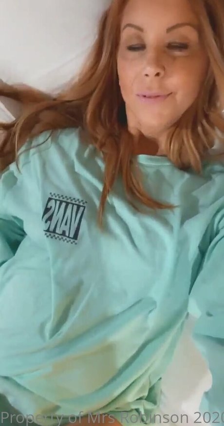 Mrsrobinsonxo only fans