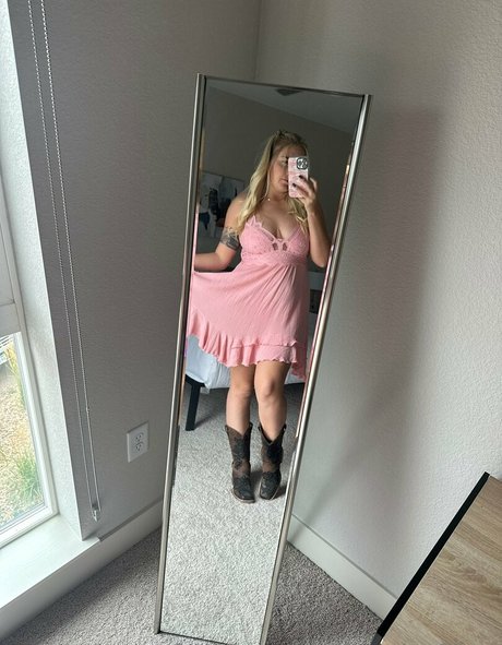 kay leo3free only fans nude