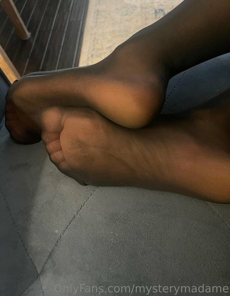 mysterymadame onlyfans pic