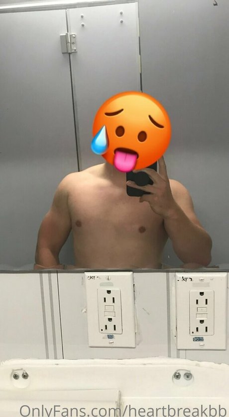 heartbreakbb only fans photos