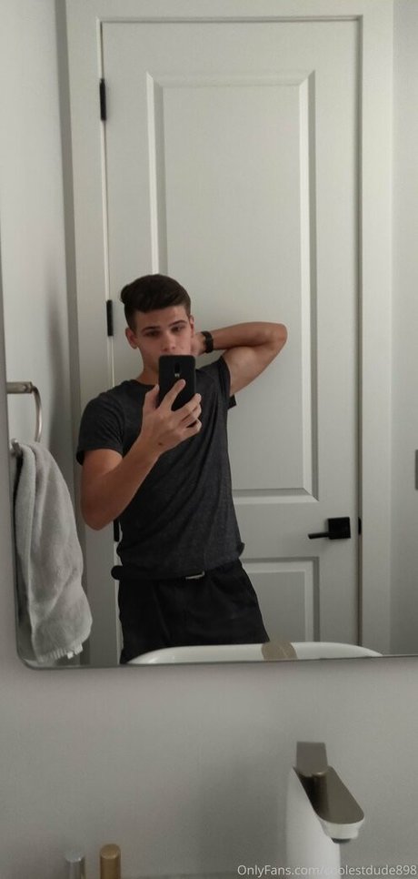 coolestdude898 only fans.