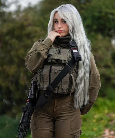 Girls With Guns onlyfans nude