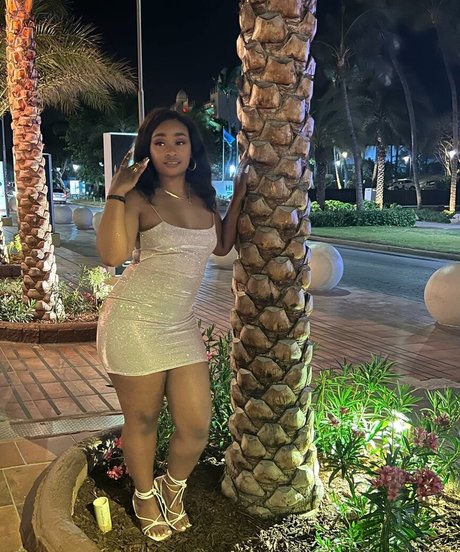 DefinedByKy onlyfans public photos