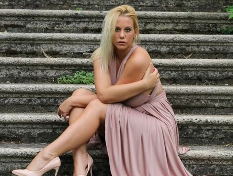 Jennifer Mazza onlyfans model