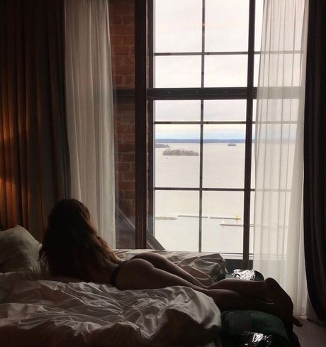 Alicelovestrawberries only fans xxx