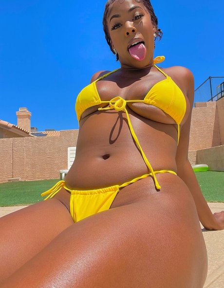 babygirlnaomii onlyfans leaks porn