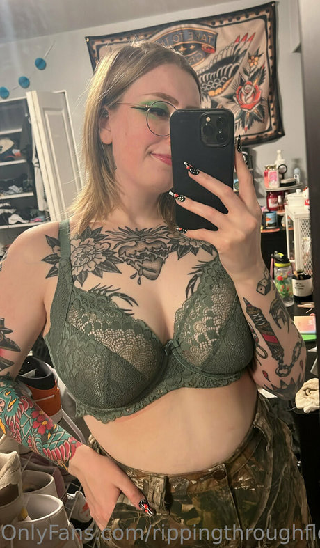 blonde male onlyfans pornographic images