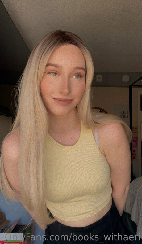 books withaeri only fans leaked porn