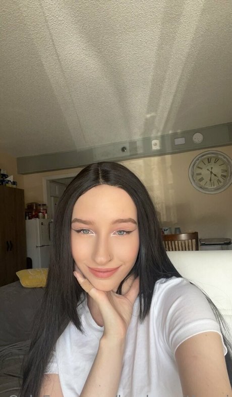 books withaeri onlyfans nude leaked