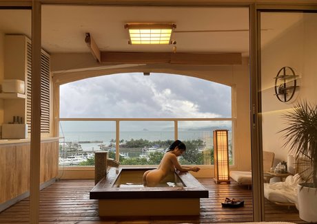 Luvian Ben Neng onlyfans photo