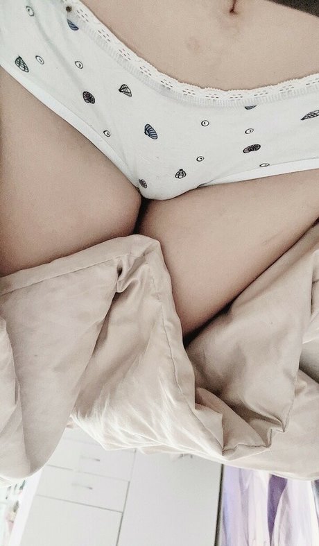 Akari Cos onlyfans model