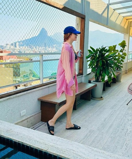 Sophia Abrahao leaked onlyfans.