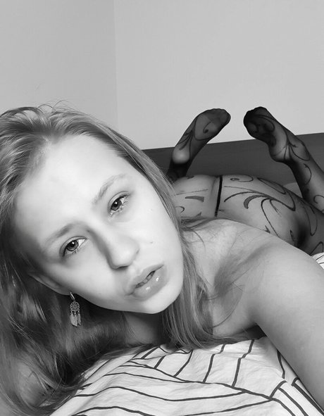 discord trans onlyfans pornographic portrait