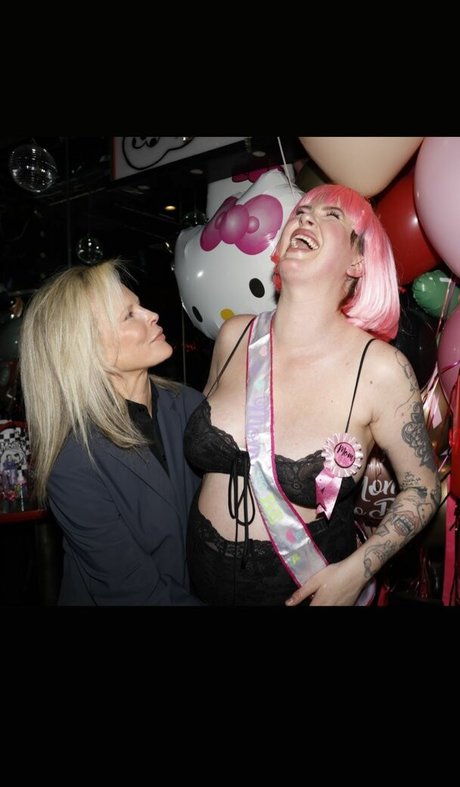 Ireland Baldwin leak onlyfans nude