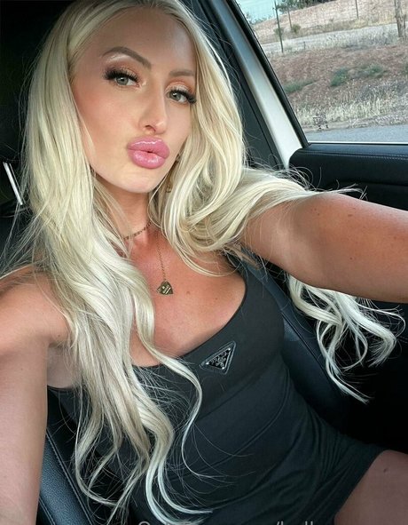 hollyxxxmae onlyfans leaked