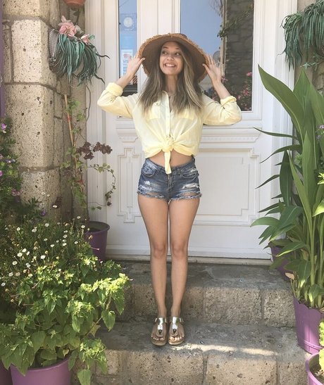 iremsukamber nude onlyfans leak