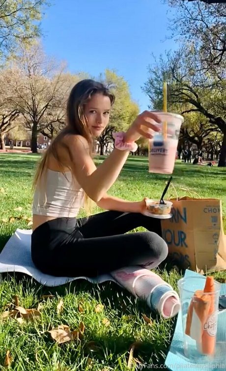 flowwithsky onlyfans leaked naked