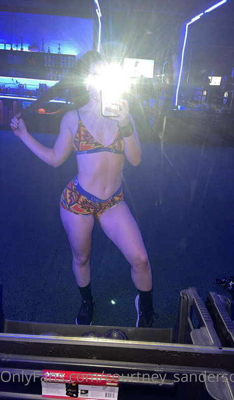 Courtney Sanderson leaked only fans porn