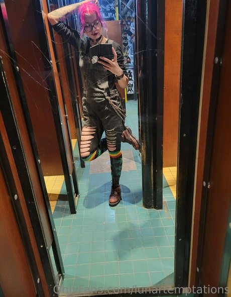 lunartemptations onlyfans leakd