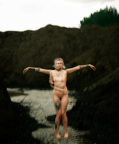 lunartemptations onlyfans leaked free