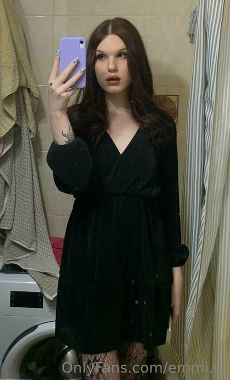 emmii ts onlyfans for free
