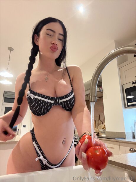 lilymae 01 only fans review