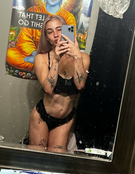 Lillbbyy only fans leaks