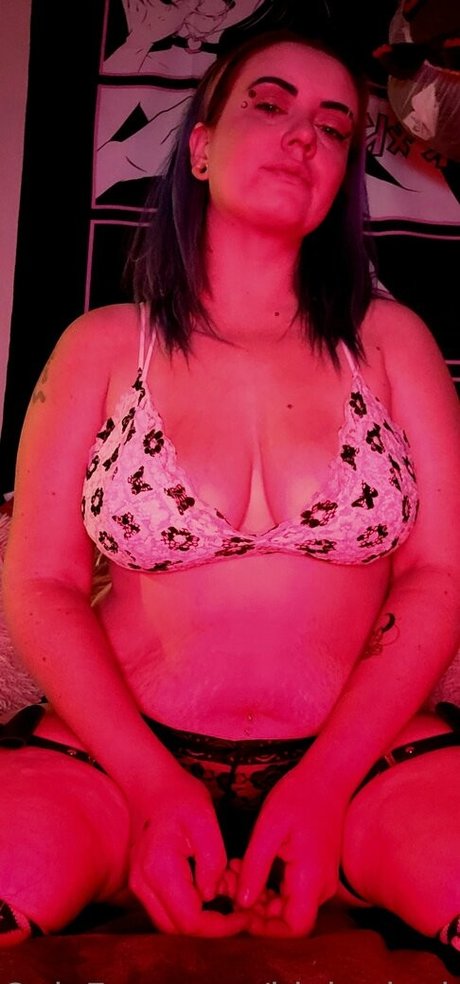 blubodygloss nude porn onlyfans