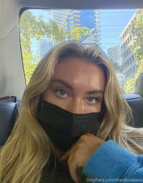 theoliviadavis onlyfans nude photos