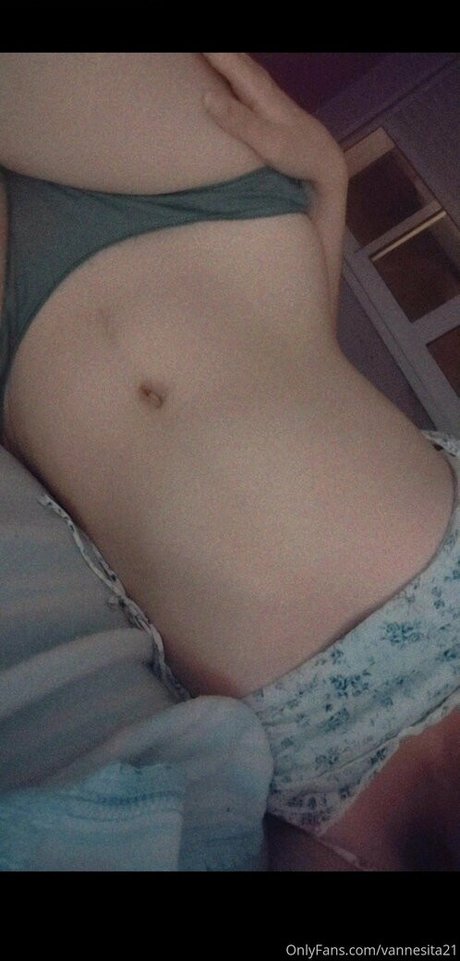 vannesita21 nude onlyfans leak
