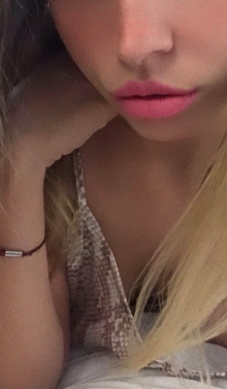 anngianine onlyfans leaks naked