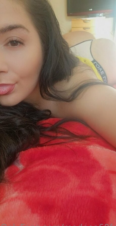 medeea69free onlyfans model photo