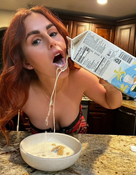 autumnpowersxo naked onlyfans