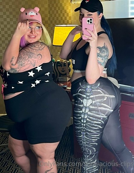 strip nude onlyfans sexy picture