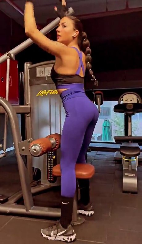 neskaranow onlyfans ass