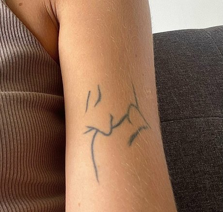 sarah marlow onlyfans porn leaks