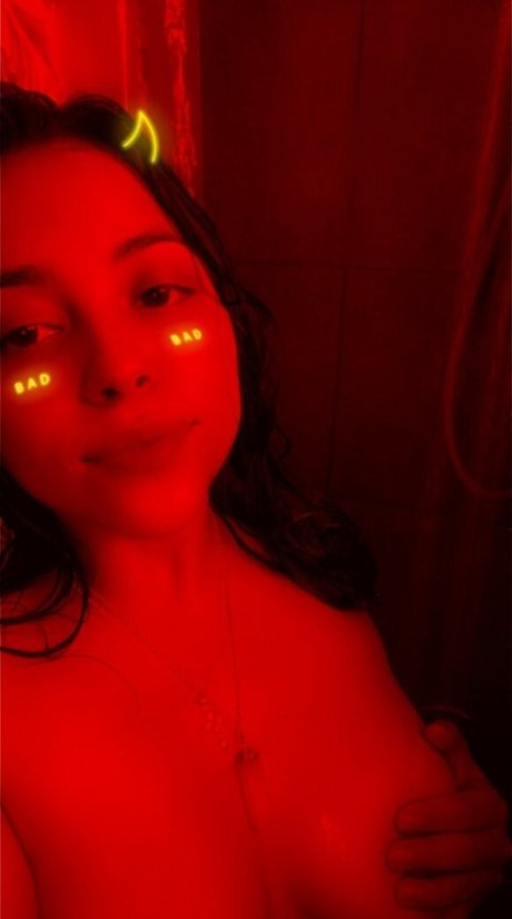 ittybittydee naked onlyfans leaks