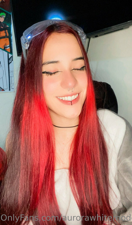 aurorawhitemodel onlyfans picture