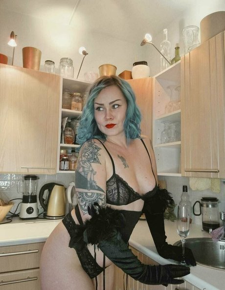 tallthinfinfree onlyfans topless