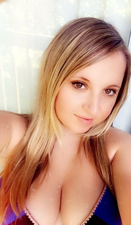 Candykissxo leaked onlyfans sextape